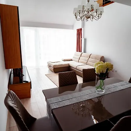 Elite Apartment *